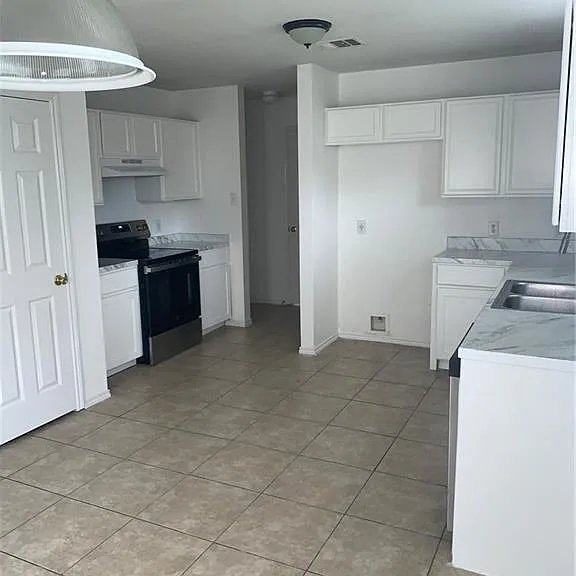 4205 Santa Lucia St — Photo 4