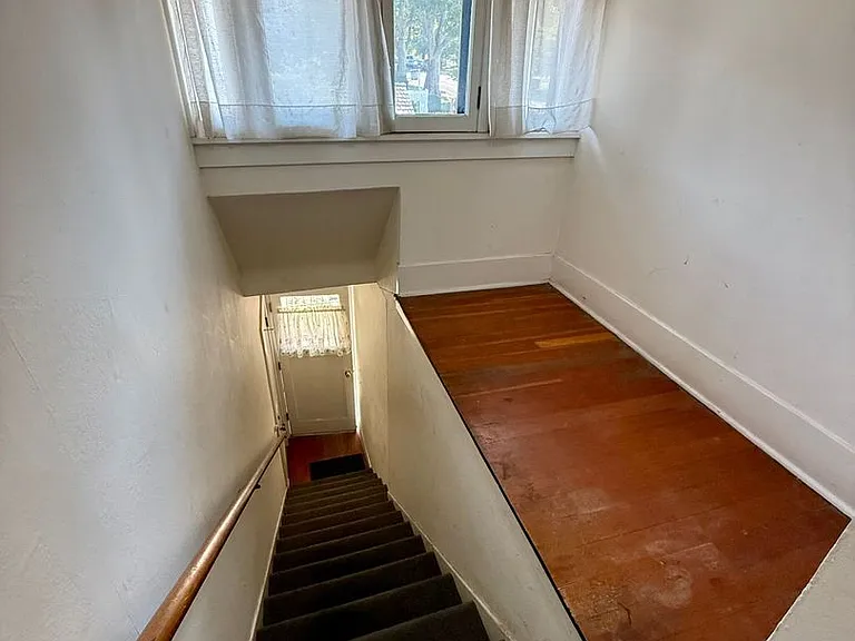 627 Prospect Ave — Photo 6