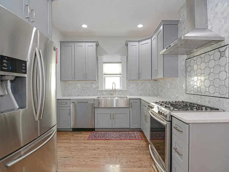 10 Grant St #1 — Photo 24