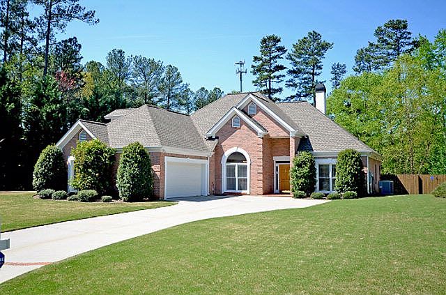 2nd image of 7000 Bavarian Wood Pl