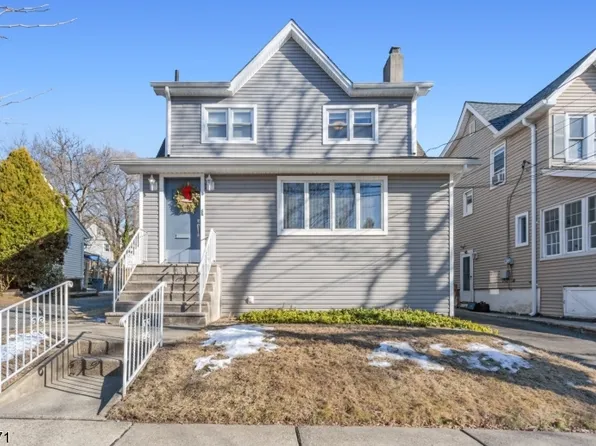 143 4th St, Ridgefield Park Village, NJ 07660