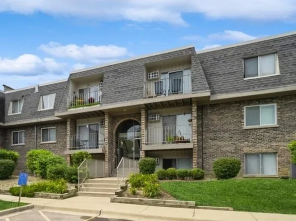 866 Crimson Ct #1-307, Prospect Heights, IL 60070