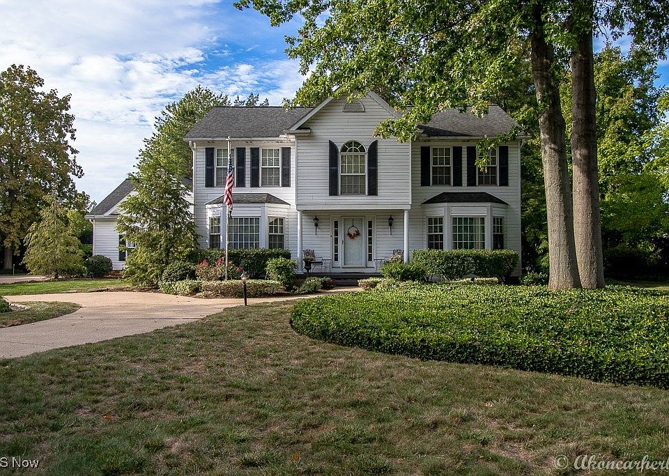 1st image of 2126 Kingsborough Dr
