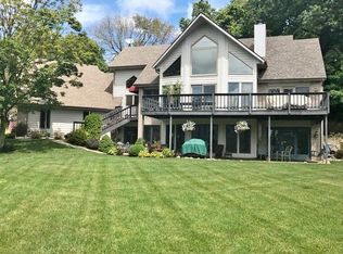 1513 Brookview Blvd, Kendallville, IN