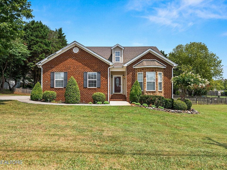 1st image of 1202 Crestway Dr