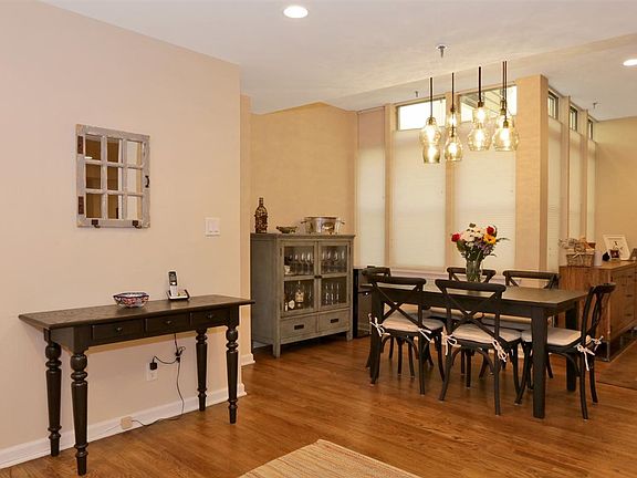 5th image of 357 Varick St APT 228B