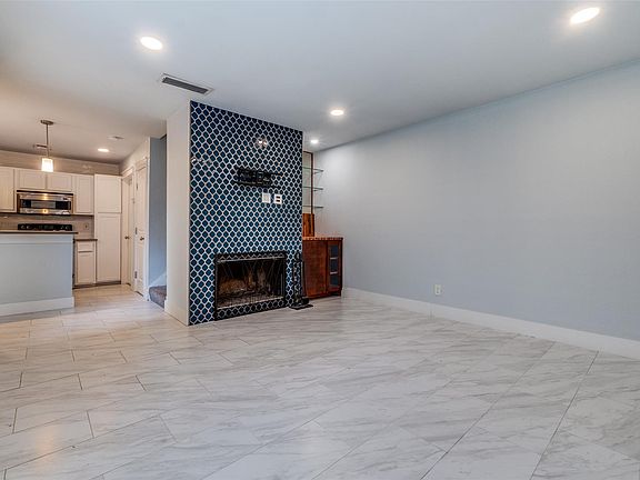 5th image of 3935 Buena Vista St Unit F