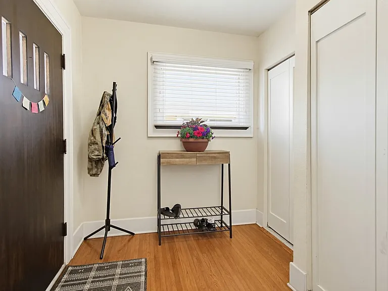 4081 1st Ave — Photo 2