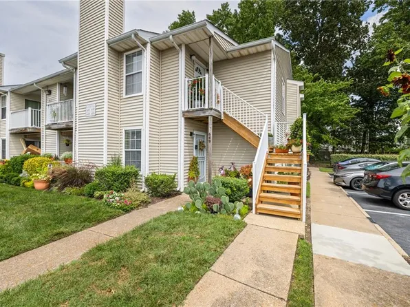 649 Crows Nest Ct #104, Virginia Beach, VA 23462