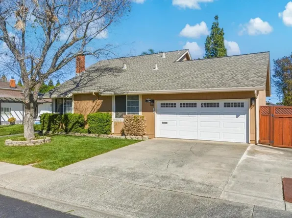 130 Longview Drive, Vacaville, CA 95687