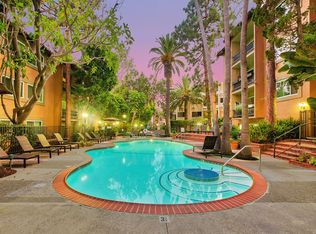 Casa Granada, Los Angeles, CA 90049
