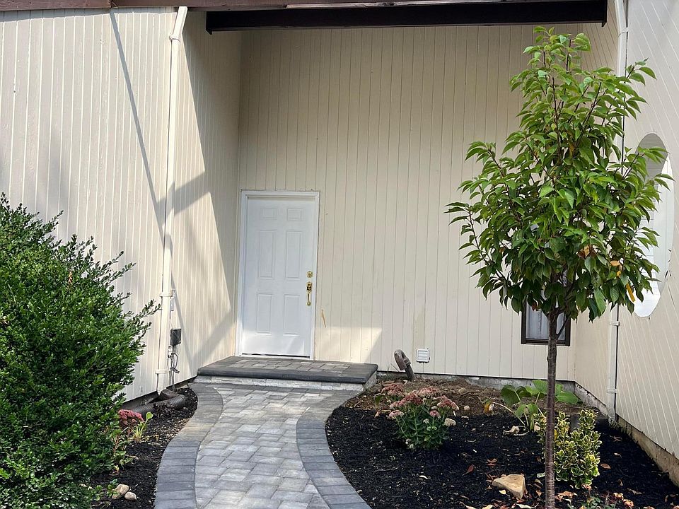 1 Tamara Ct, Melville, NY 11747 Zillow