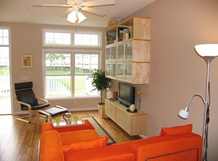 503 Mackinaw Trl, Luna Pier, MI 48157
