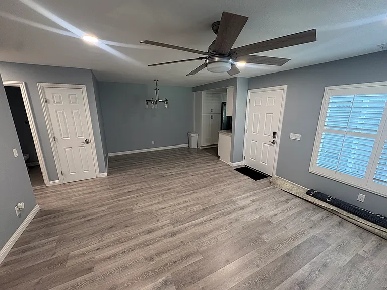 23469 Cambridge Rd — Photo 8