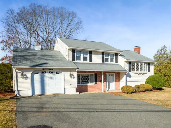 15A Herrick Rd, Peabody, MA 01960