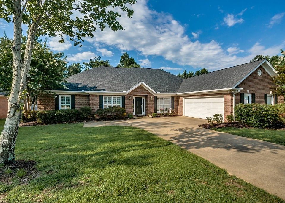 1st image of 929 Pin Brook Ln