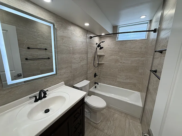1867 Kaioo Dr #201 — Photo 6