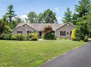 36 Antler Valley Dr, Weaverville, NC 28787