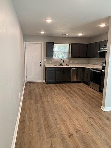 Kitchen, all new appliances