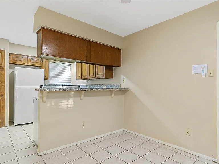 10810 Sugar Hill Dr #B — Photo 11