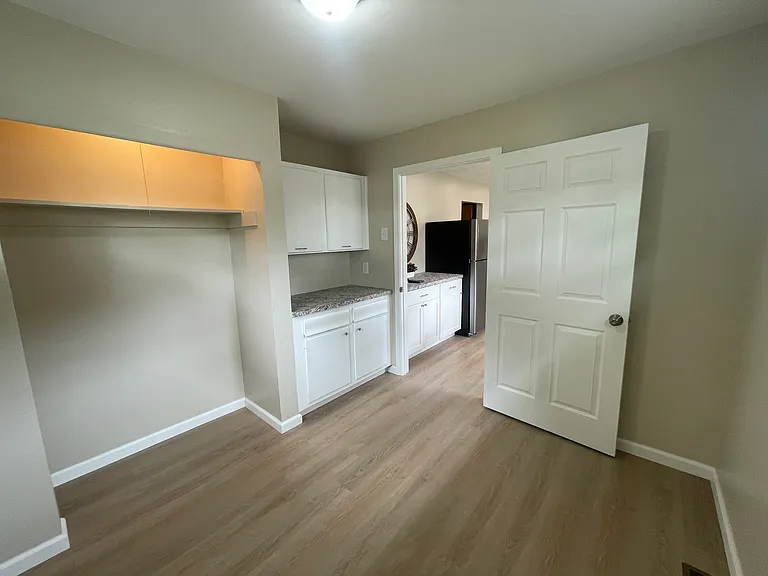 339 W Main St — Photo 12