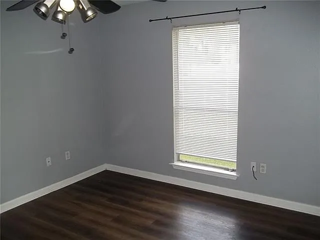 1501 Parkview Blvd #1501 — Photo 6