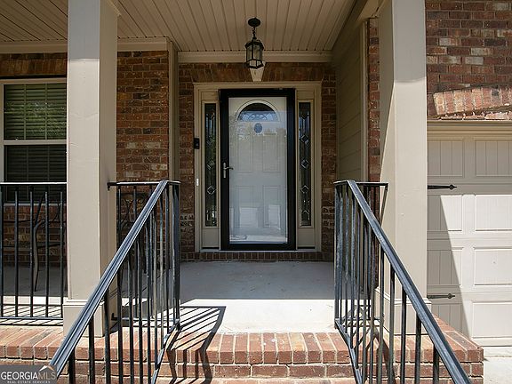 3rd image of 5554 Racetrack Ct
