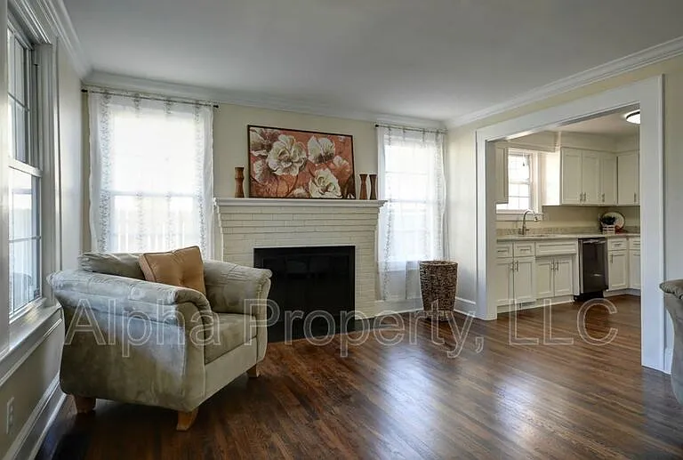 407 S Florida Ave — Photo 4