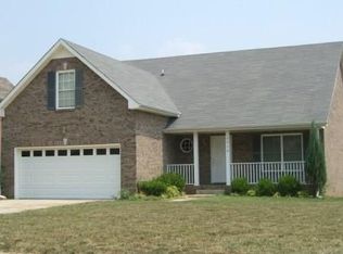 1315 Bluebonnet Dr, Clarksville, TN 37042