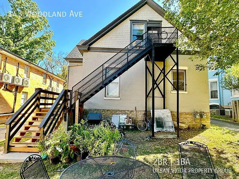 143 Woodland Ave — Photo 23