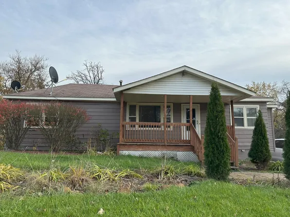 13155 Lake Shore Dr, Cedar Lake, IN 46303