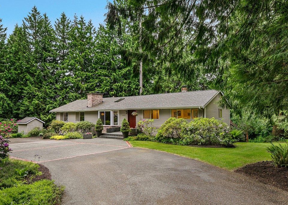 1st image of 21630 218th Ave NE