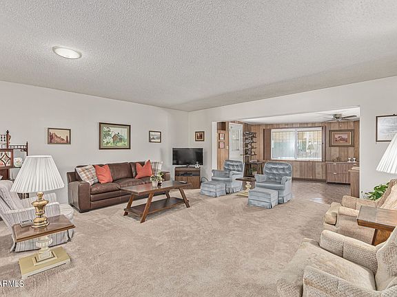 3rd image of 7647 E Thornwood Dr