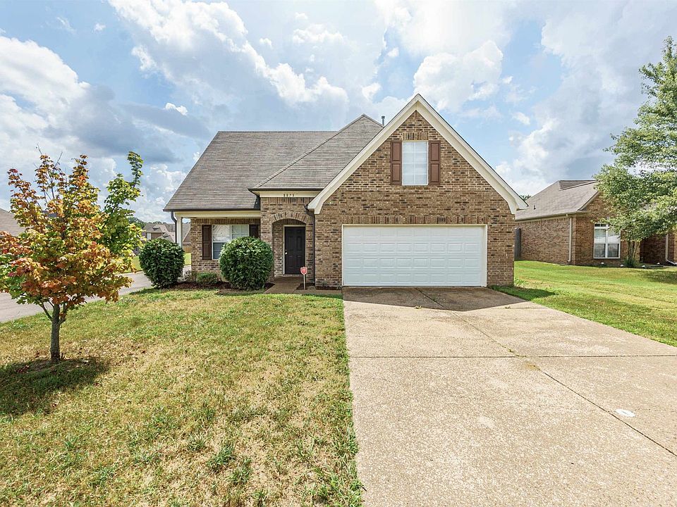 1st image of 8873 N Cortona Cir
