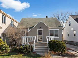 9131 New England Ave, Morton Grove, IL 60053