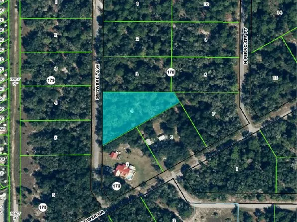 9889 N Snowball Point, Crystal River, FL 34428