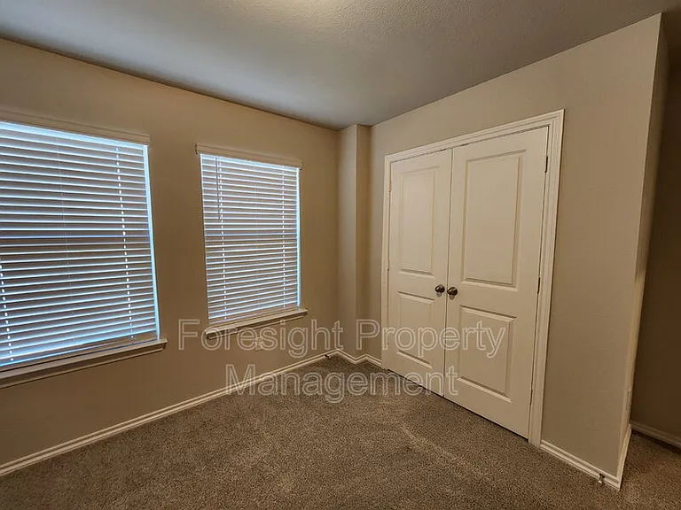 538 Concho St — Photo 22