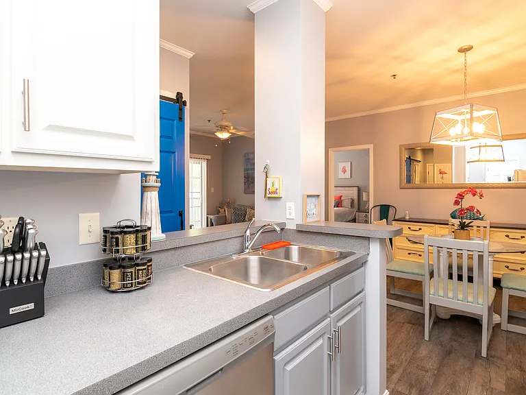 100 Cascade Ln #106 — Photo 27