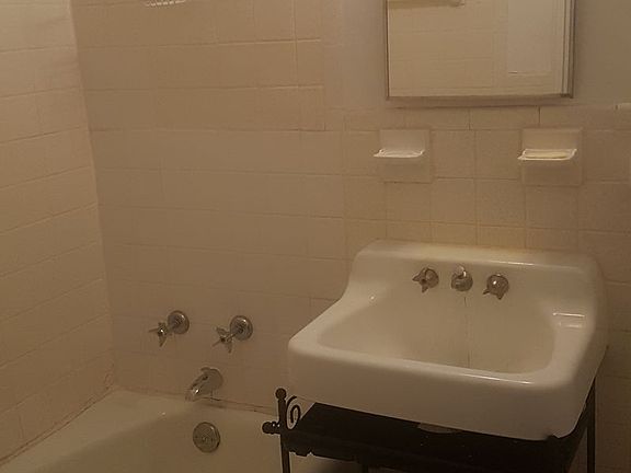 4th image of 315 Ocean Pkwy APT 2H