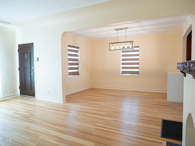 1211 Mesita Dr — Photo 21