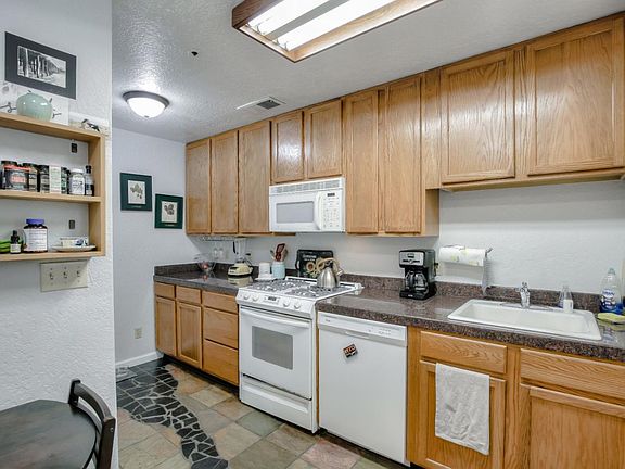 4th image of 1723 Esperanza Ct