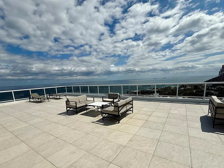 2841 N Ocean Blvd #603 — Photo 20