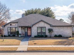 1522 Autumn Breeze Ln, Lewisville, TX 75077