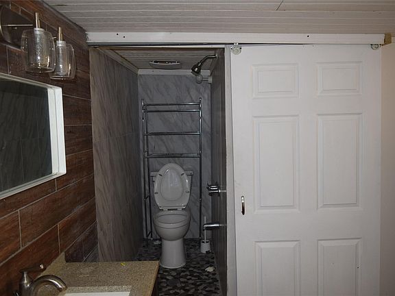 5th image of 2501 Truxillo St #7