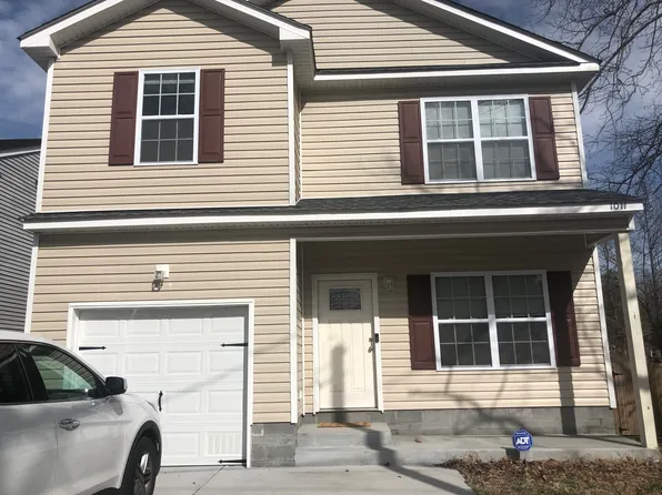 1011 Middle St, Chesapeake, VA 23324