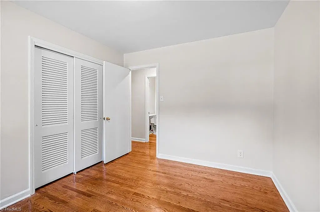 3 bed, 1258 sqft, $2,000 — Photo 4