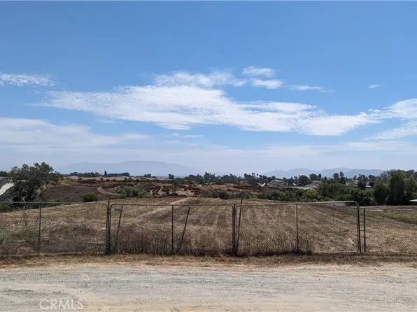 7 Juniper St #1, Murrieta, CA 92562