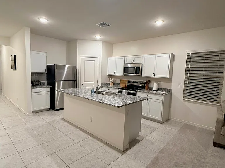 2051 E Night Rider Rd — Photo 4