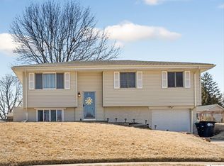 13535 Z St, Omaha, NE 68137