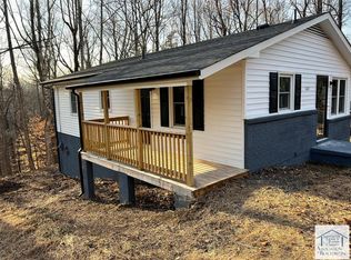 1221 Pine Hall Rd, Martinsville, VA 24112